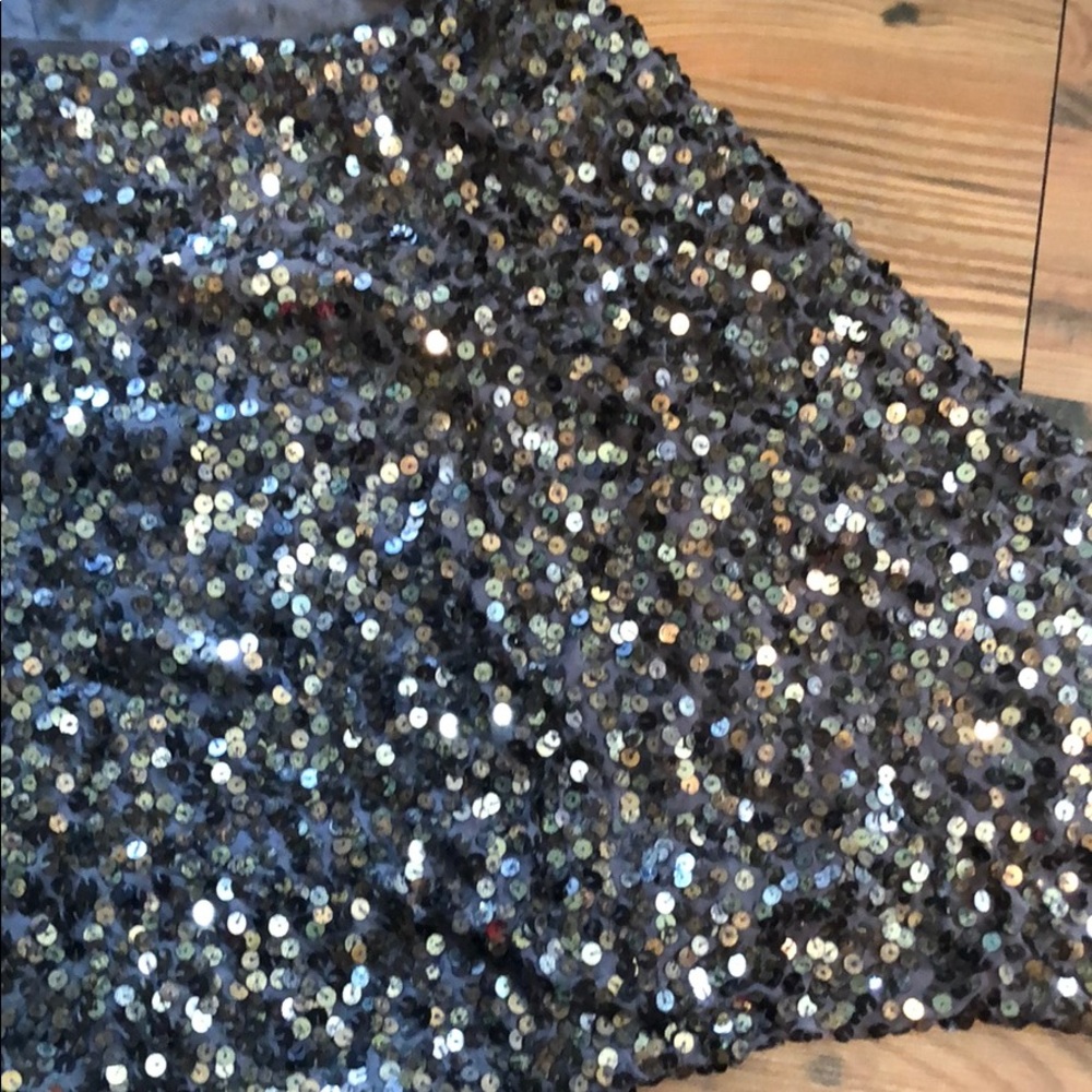 Vince Cluster Sequin Raglan Cropped Top wear 2 way - Picture 6 of 16